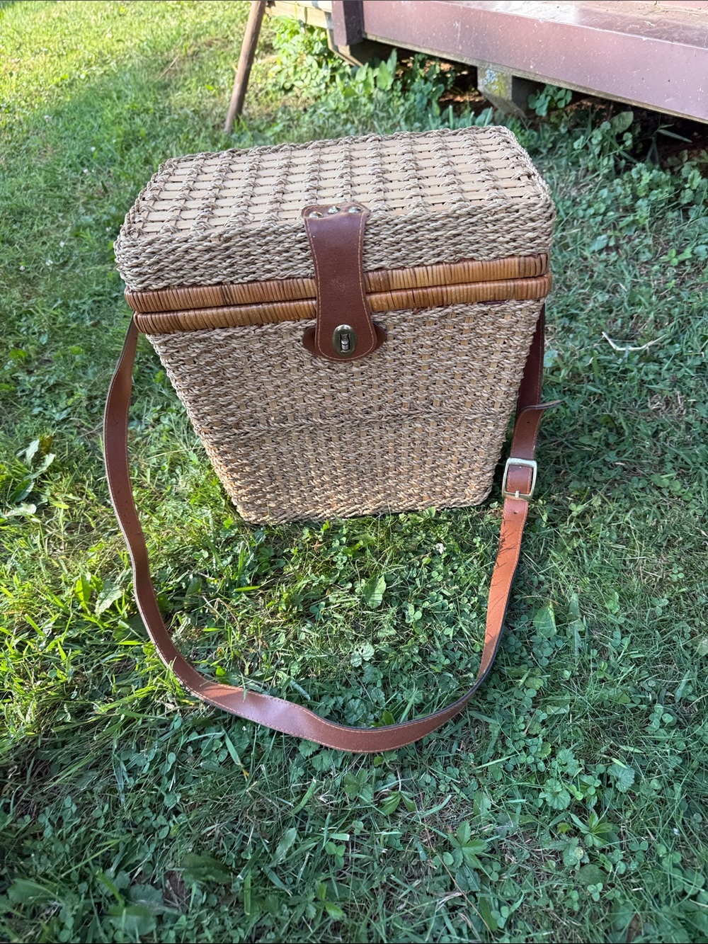 Woven Picnic basket with the accessories